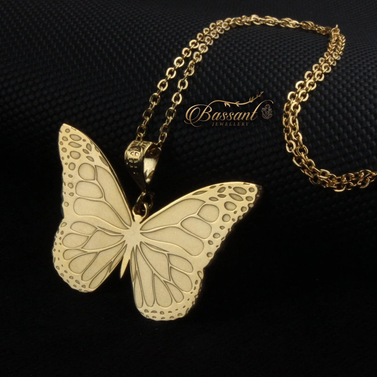 دلاية فراشة فضة مطلية ذهب | Butterfly Gold-Plated Silver Pendant | Bassant Jewellery