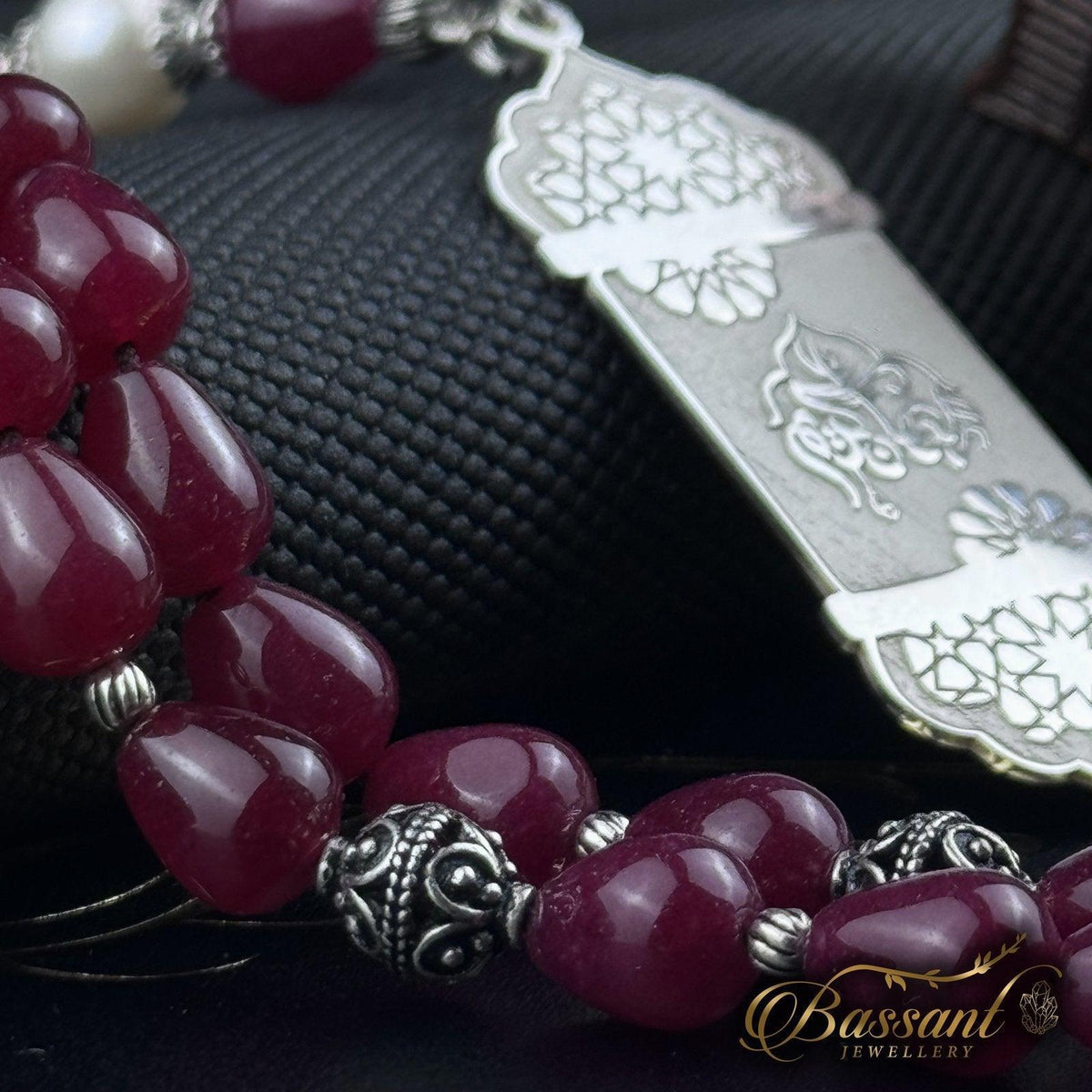 سبحة حجر كريم الياقوت واليشم واللؤلؤ | أحجار كريمة و فضة عيار ٩٢٥ | Ruby Jade & Pearl gemstone Islamic prayer beads - Silver 925 | Bassant Jewellery