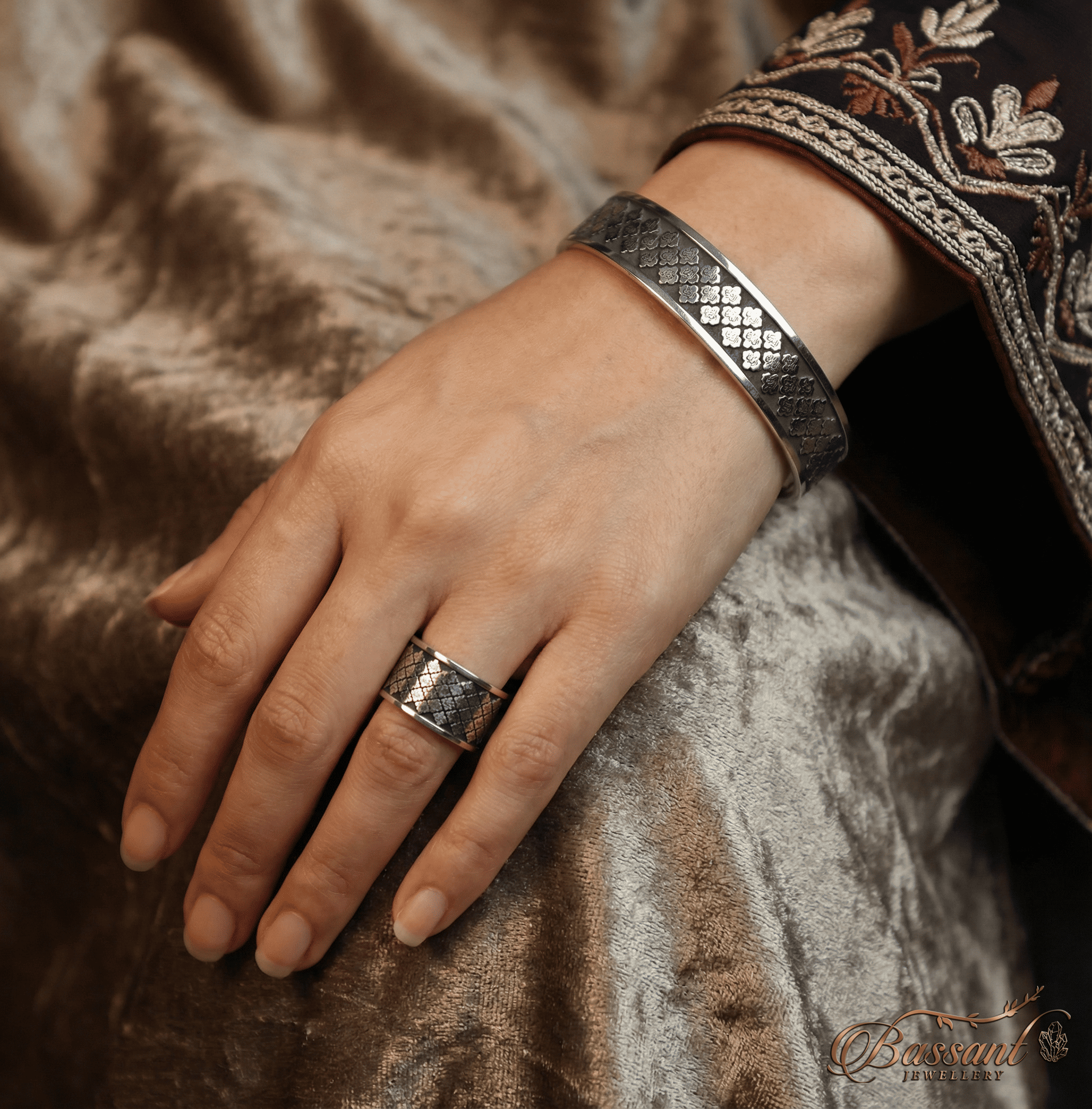 Asmaa Allah Al-Husna Set