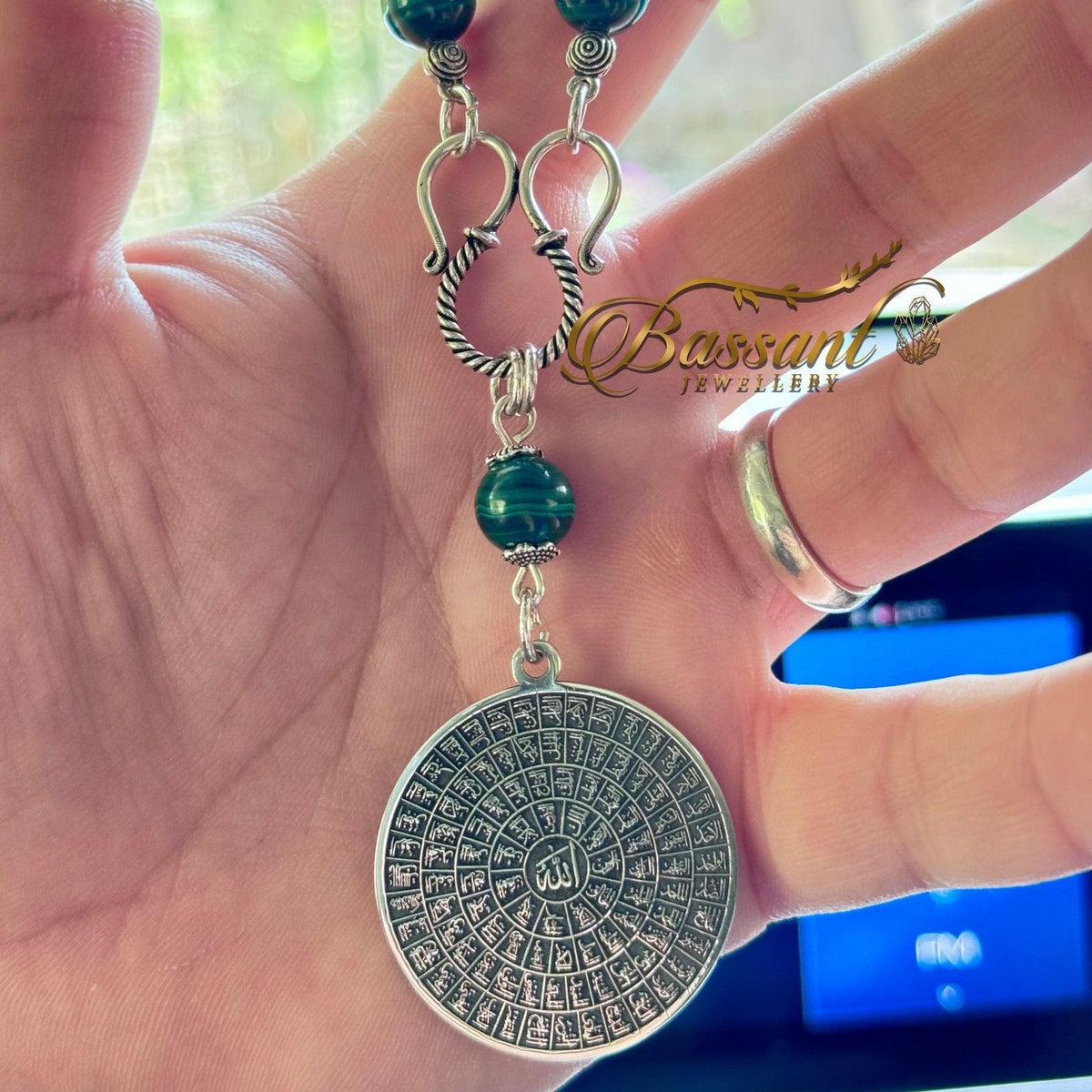 تعليقة مراية الملكيت أحجار كريمة وفضة عيار ٩٢٥ | Malachite Gemstone Mirror Hanging Silver 925 | Bassant Jewellery